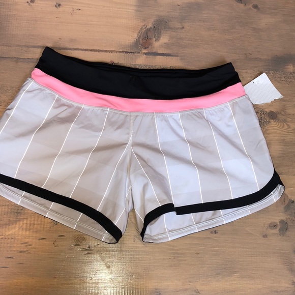lululemon athletica Pants - Lululemon athletica groovy running shorts
